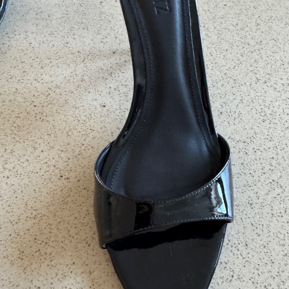 New never worn shutz Black Patent Leather Heels - Picture 2 of 3